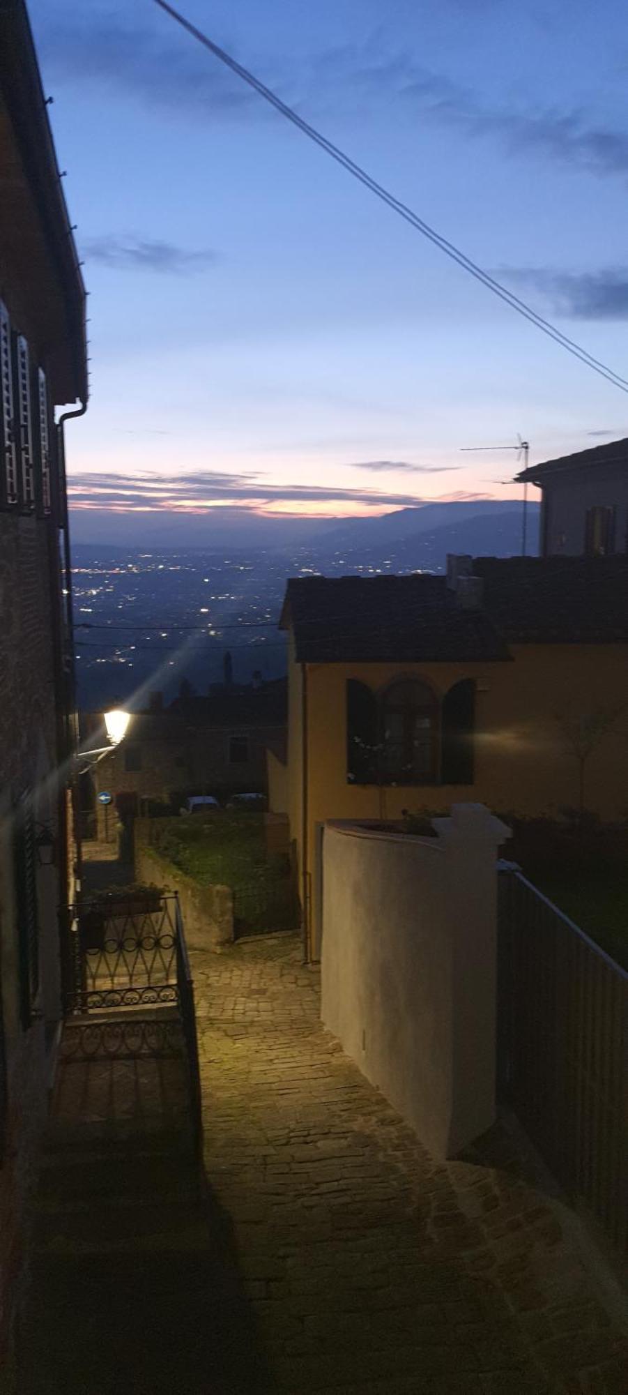 La Grotta San Michele Hotel Montevettolini Bagian luar foto
