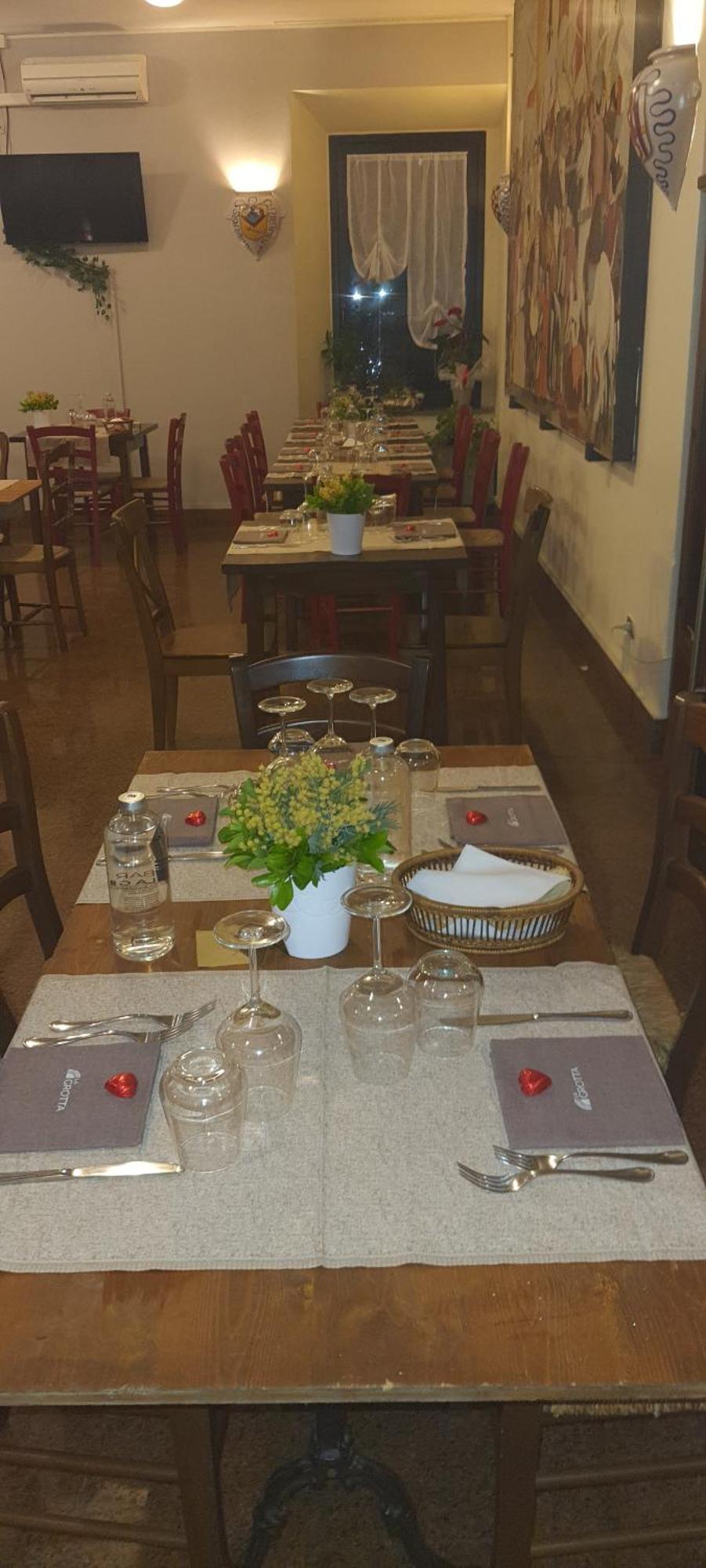 La Grotta San Michele Hotel Montevettolini Bagian luar foto
