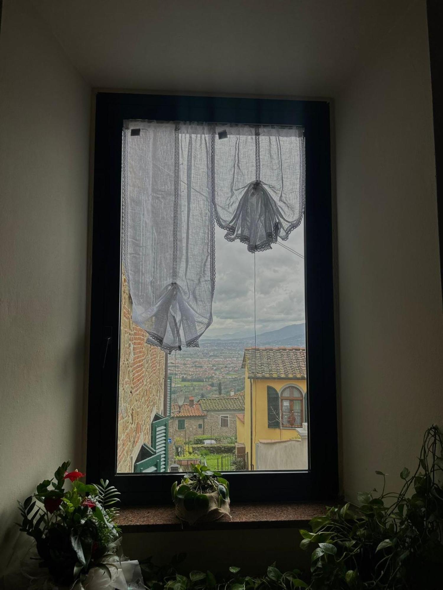 La Grotta San Michele Hotel Montevettolini Bagian luar foto