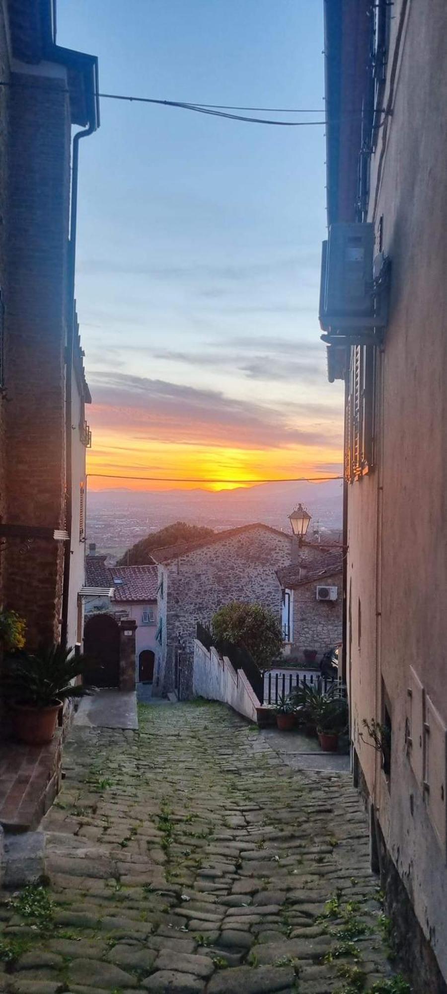 La Grotta San Michele Hotel Montevettolini Bagian luar foto